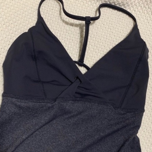 Lululemon Pranayama Tank - Picture 2 of 5